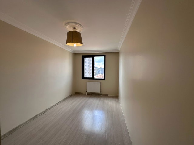 KÜÇÜKÇEKMECE CUMHURİYET MAH.’DE GÜNEY CEPHE 4+2 | 180 M² BRÜT | BALKONLU | KAT MÜLKİYETLİ