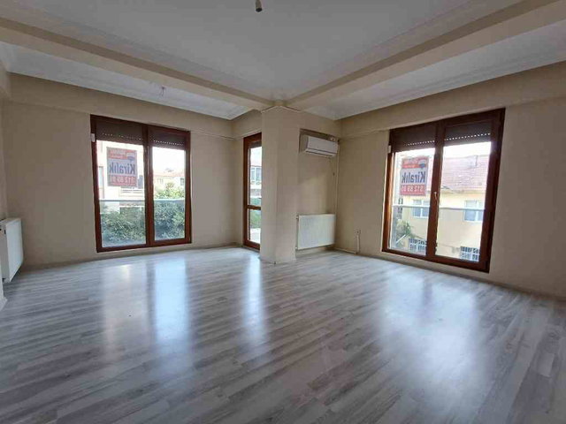 YALOVA MERKEZ İSMETPAŞA MAHALLESİ'NDE KİRALIK 3+1 DAİRE