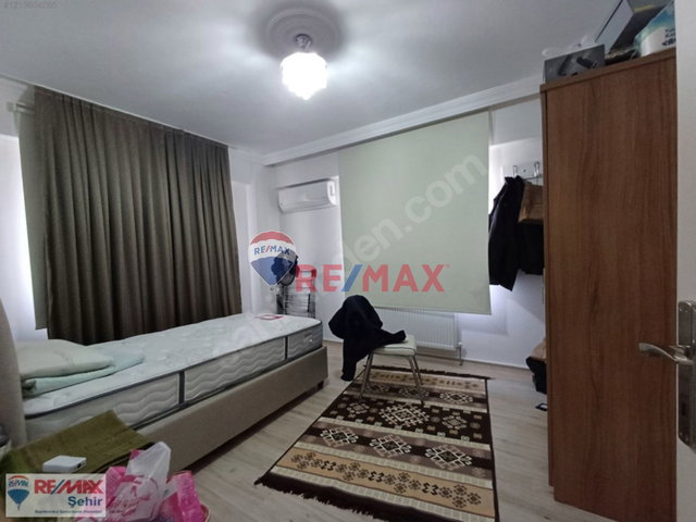 YALOVA MERKEZ BAĞLARBAŞI MAH.HAYAL KENT SITESI'NDE SATILIK VILLA