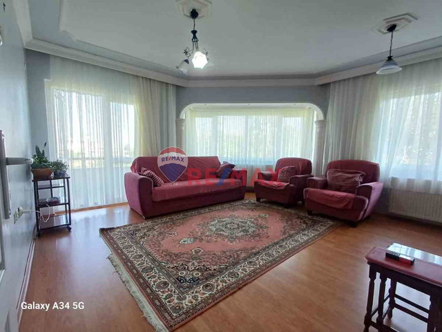 YALOVA ALTINOVA SUBAŞI KALICI KONUTLARINDA SATILIK 3+1 DAIRE