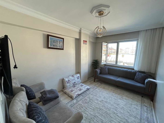 GÜNGÖREN GENÇOSMAN'DA 3+1 125 M2 GENİŞ FERAH SATILIK DAİRE