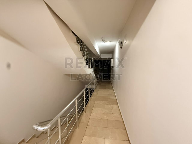 RE/MAX LACİVERT'TEN YILDIZKENT'TE SATILIK 4+1 DAİRE