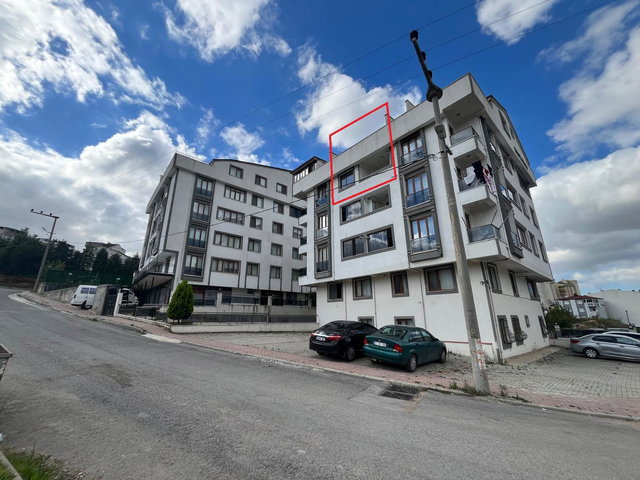 ÇAYIROVA ATATÜRK MAH. BUTİK SİTEDE 2+1 ÇİFT BANYOLU ÜST DUBLEKS