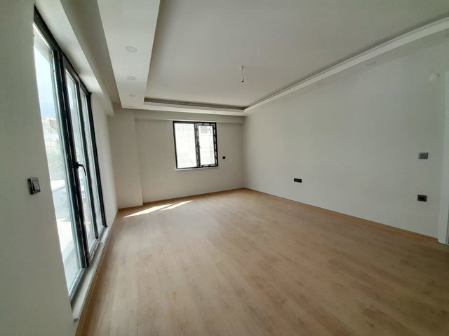 PENDİK ÇINARDERE'DE KULLANIŞLI 1+1 DAİRE