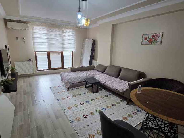 REMAX PRO'DAN LEVENT'E 5 DK MESAFEDE 3+1 EŞYALI ARA KAT DAİRE