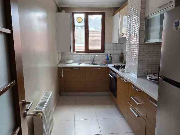 REMAX PRO'DAN LEVENT'E 5 DK MESAFEDE 3+1 EŞYALI ARA KAT DAİRE