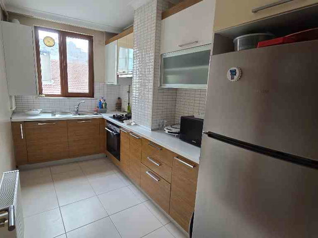 REMAX PRO'DAN LEVENT'E 5 DK MESAFEDE 3+1 EŞYALI ARA KAT DAİRE