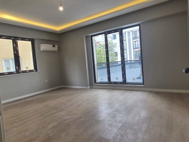 MERKEZI KPNUMDA SOFIR ARAKAT 2+1 TAPU MASRAFSIZ SATILIK