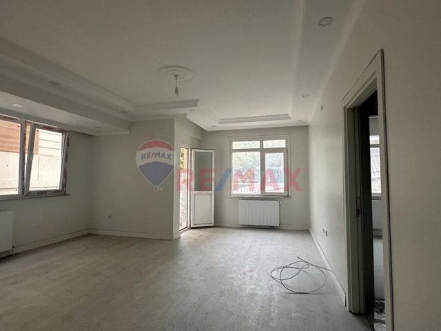 ŞİŞLİ TEŞVİKİYE'DE İÇİ TAMAMEN YENİLENMİŞ 3+1 KİRALIK DAİRE