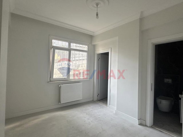 ŞİŞLİ TEŞVİKİYE'DE İÇİ TAMAMEN YENİLENMİŞ 3+1 KİRALIK DAİRE