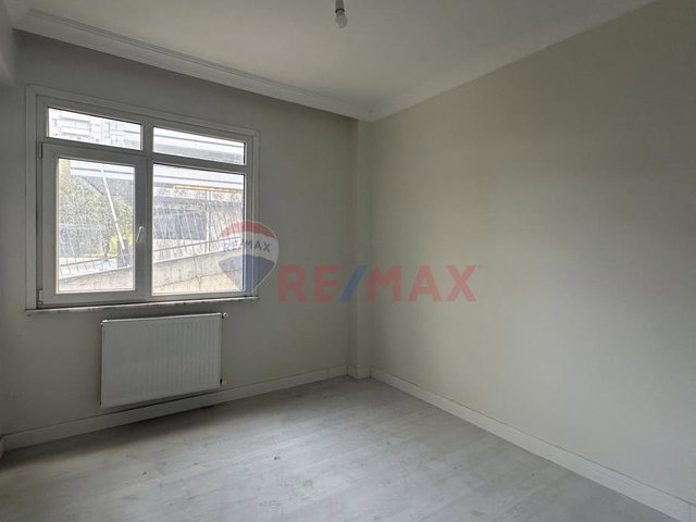 ŞİŞLİ TEŞVİKİYE'DE İÇİ TAMAMEN YENİLENMİŞ 3+1 KİRALIK DAİRE