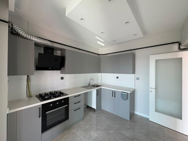 REMAX ADVANGTAGE'TAN KARNUR DOKTORLAR SITESINDE KIRALIK 2+1 DAIRE