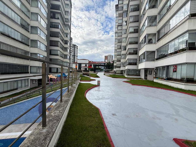 DURUŞEHİR LİVA PARK SİTESİ'NDE ULTRA LÜKS 4+2 SATILIK DUBLEKS