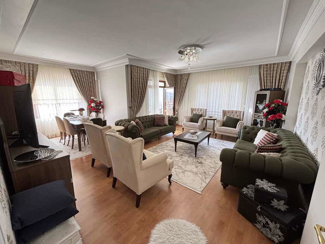 REÖAX DEĞİŞİMDEN BAHÇEŞEHİR SİTESİNDE SATILIK 4+1 DAİRE