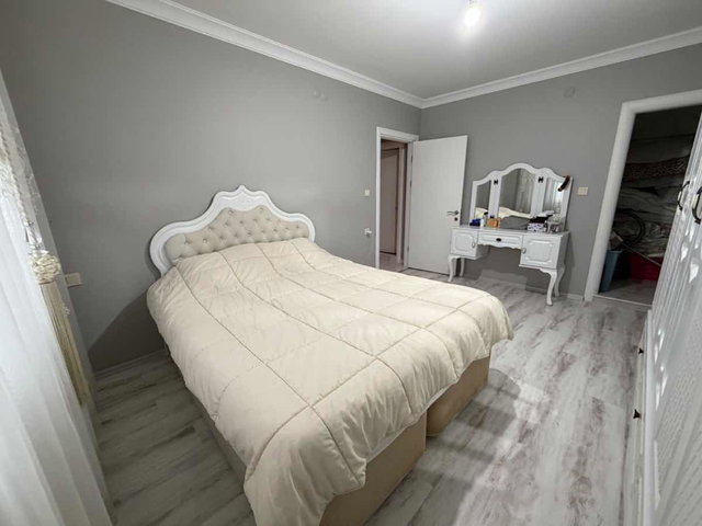 SERDİVAN YAZLIK BÖLGESİNİN EN ÖZEL SİTESİ ÜST KAT BAKIMLI DAİRE
