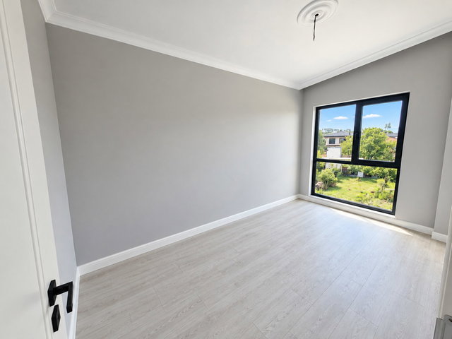 BAŞİSKELEDE DENİZ MANZARALI 3+1 SATILIK DUBLEKS DAİRE