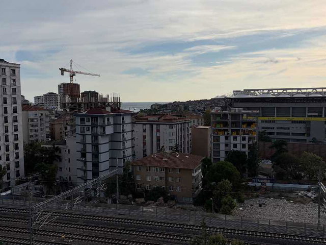 KADIKÖY ZÜHTÜPAŞA’DA EŞYALI 3+1 | 7. KAT | BALKONLU | DOĞALGAZ KOMBİLİ DENİZ MANZARALI DAİRE!