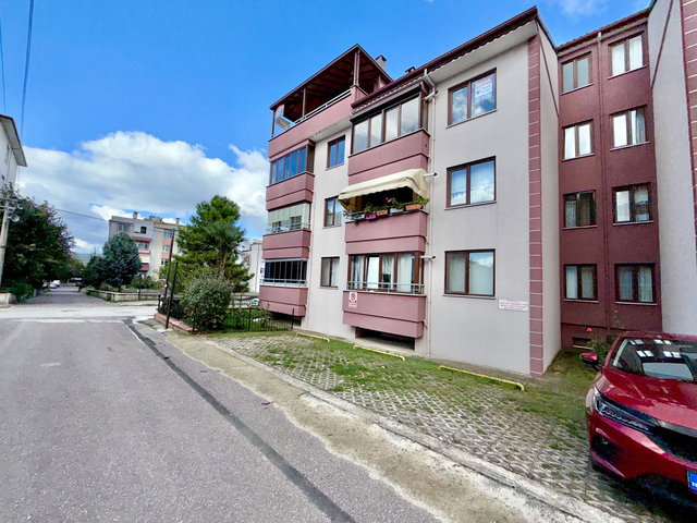 KOCAEIL GÖLCÜK YÜZBAŞILAR AYTEPE SITESINDE SATILIK 4+1 EĞIMSIZ VE TERASLI ÇATI DUBLEKS