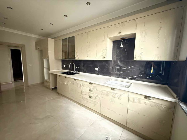 DARICA OSMAN GAZİ’DE SIFIR 3+1 | CADDE ÜZERİ | YERDEN ISITMALI | EBEVEYN BANYOLU