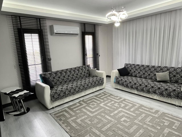 BUCA KARACAAĞAÇ 800 M2 ARSA ÜZERINDE KISMI EŞYALI SIFIR YAPILMIŞ IKI KATLI MÜSTAKIL EV