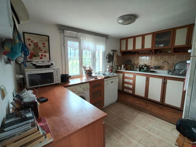 REMAX TOROS'TAN ERDEMLİ SORGUN’DA 2 KATLI, EŞYALI 2+1 MÜSTAKİL EV