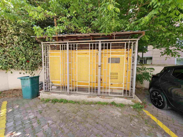 BEYLİKDÜZÜ ADNAN KAHVECİ KORU APT. SATILIK 170M² GENIŞ 3+1