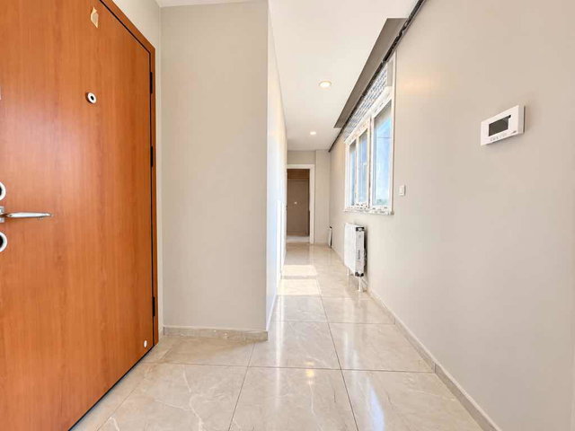 İÇERENKÖY’DE SATILIK 3+1 SIFIR DAİRE.