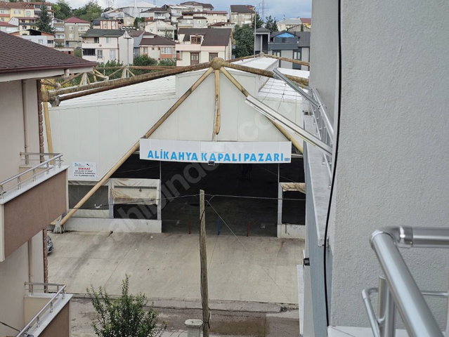 REMAX MYRADAN MERKEZİ KONUMDA KİRALIK 2+1 AYRI MUTFAK TERASLI