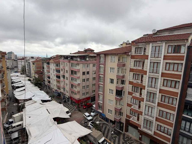 PAŞAKÖŞKÜ MAH. ANA CADDE ÜZERİ SİTE İÇERİSİNDE 4+1 DUBLEKS DAİRE