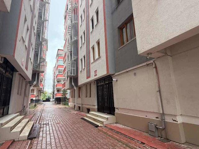 PAŞAKÖŞKÜ MAH. ANA CADDE ÜZERİ SİTE İÇERİSİNDE 4+1 DUBLEKS DAİRE