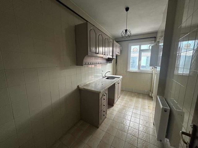 ÜMRANİYE MERKEZDE 2+1 KİRALIK DAİRE