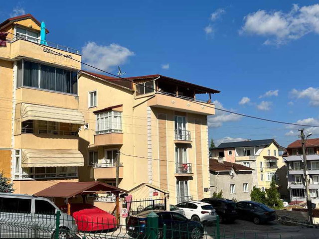 İZMIT YEŞILOVA ŞEHIR HASTAHANESI KARŞINDA GENIŞ 4+1 ÇATI DUBLEKS