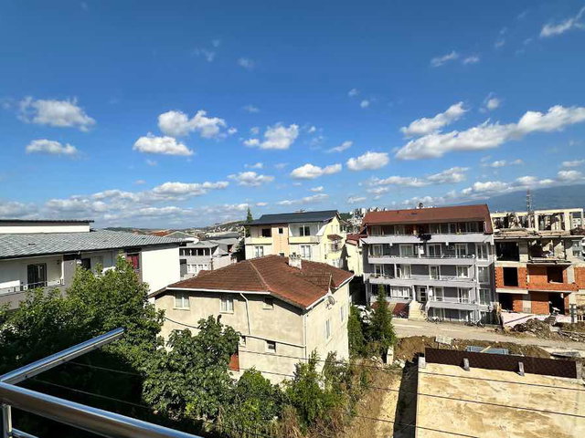 İZMIT YEŞILOVA ŞEHIR HASTAHANESI KARŞINDA GENIŞ 4+1 ÇATI DUBLEKS