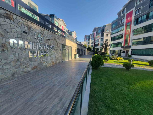 REMAX ADVANTAGE  KİRALIK  30 AĞUSTOS ZAFER/ ÇAMLIK PARK EVLERİ 3+1 GENİŞ AİRE