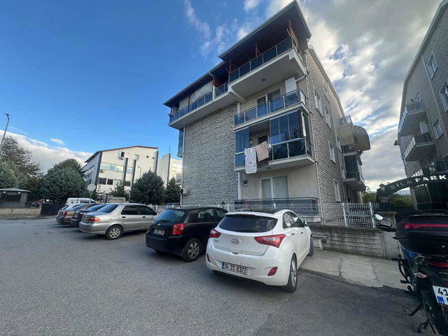 ÇIFTLIK MAHALLESINDE SATILIK 3+1 ÇATI DUBLEKS
