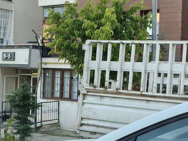 RE/MAX DEĞİŞİM-ÇATALÇEŞME 3.ETAP SATILIK 2+1 GİRİŞKAT DAİRE