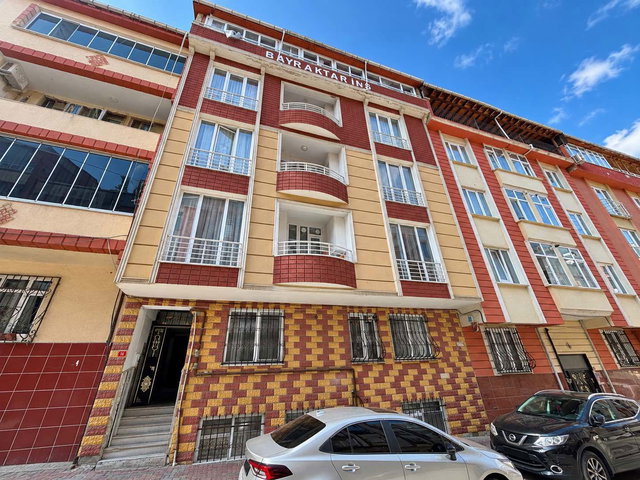 REMAX BİLGİNER'DEN ESENYURT FATİH MH. 90M2 KİRACILI 2+1 SATILIK