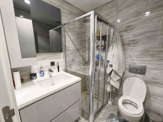 REMAX PRO ESRA ÖZKAN'DAN KARAT 34 SİTESİNDE 1+0