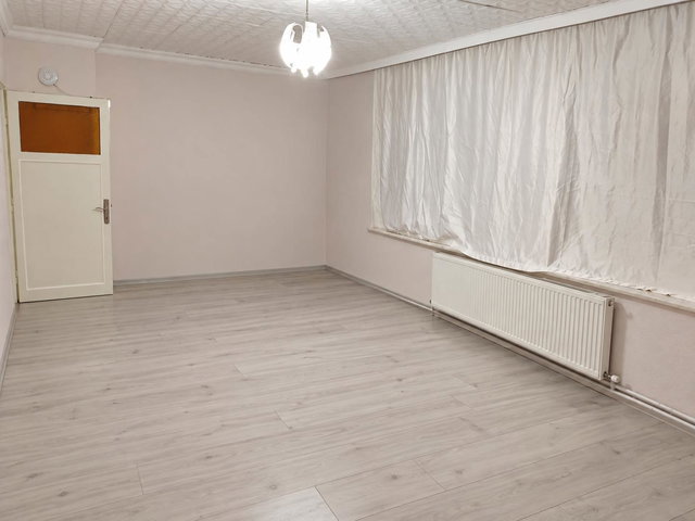 REMAX MODEL DEN AFYONKARAHİSAR DAZKIRI DA 3+1 MÜSTAKİL SATILIK EV