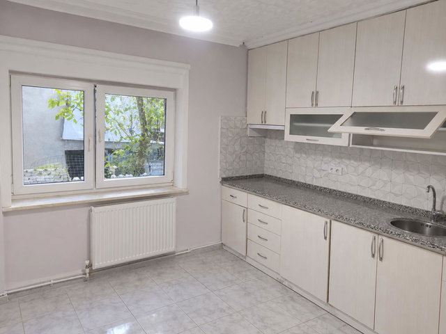 REMAX MODEL DEN AFYONKARAHİSAR DAZKIRI DA 3+1 MÜSTAKİL SATILIK EV