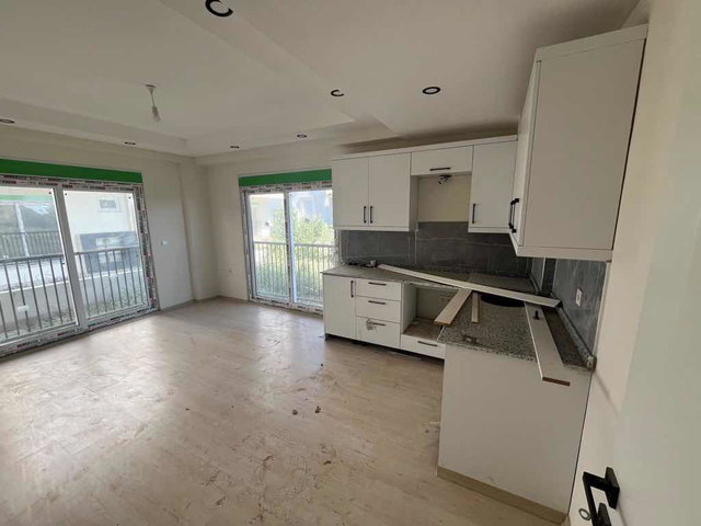 EVRENSEKİ İNCİRLİPINAR MEVKİİNDE 2+1 SATILIK DAİRE