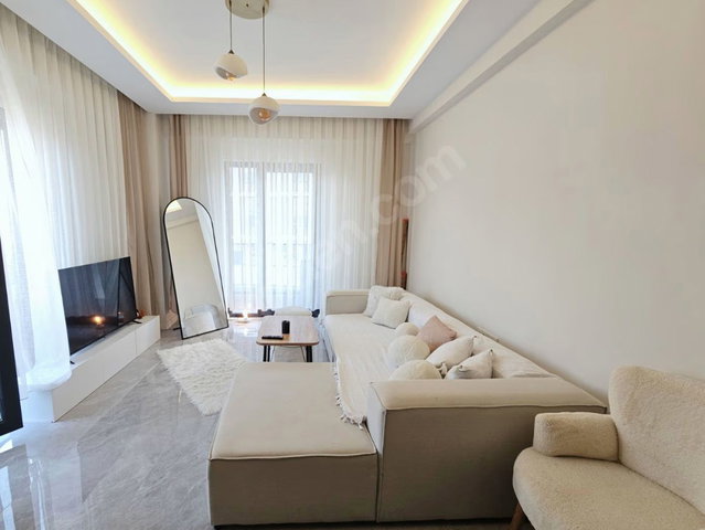 REMAX MYRADAN ASANSÖRLÜ İSKANLI TAM YATIRIM FIRSATI 1+1 DAİRE