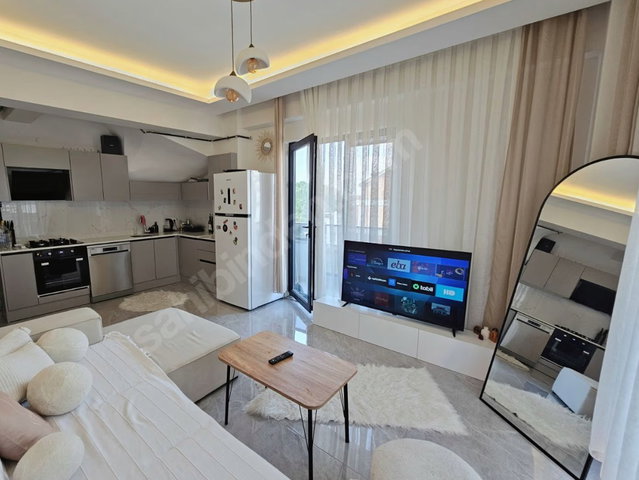REMAX MYRADAN ASANSÖRLÜ İSKANLI TAM YATIRIM FIRSATI 1+1 DAİRE