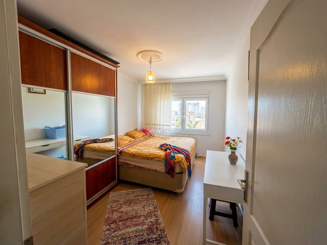 ATAŞEHIR ACARLAR SITESINDE 2+1 SATILIK DAIRE