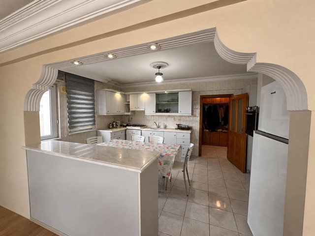 GÖLCÜK YAZLIKTA SATILIK TRİPLEX MÜSTAKİL EV + 1108 M2 ARSA