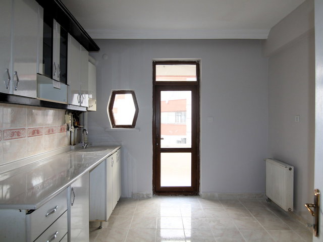 YENİMAHALLE SERHAT MAHALLESİ MURADIM 92 SİTESİ KİRALIK 3+1DAİRE
