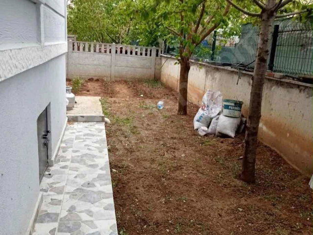 TEKİRDAĞ MARMARAEREĞLİSİ YENİÇİFTLİK'TE 5+1 MÜSTAKİL TRİPLEKS