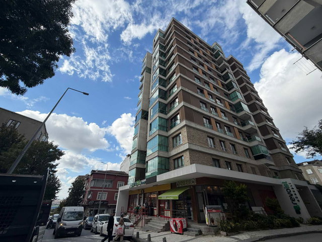 REVOIST GÜNEŞLI EVLERINDE HAVUZLU,SAUNALI,SATILK 3+1 143M2DAIRE