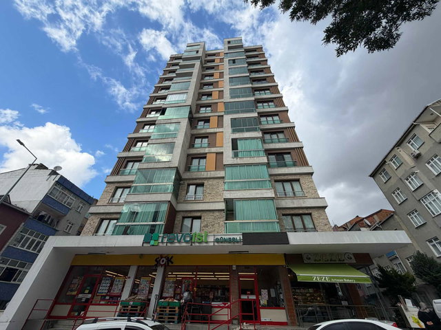 REVOIST GÜNEŞLI EVLERINDE HAVUZLU,SAUNALI,SATILK 3+1 143M2DAIRE