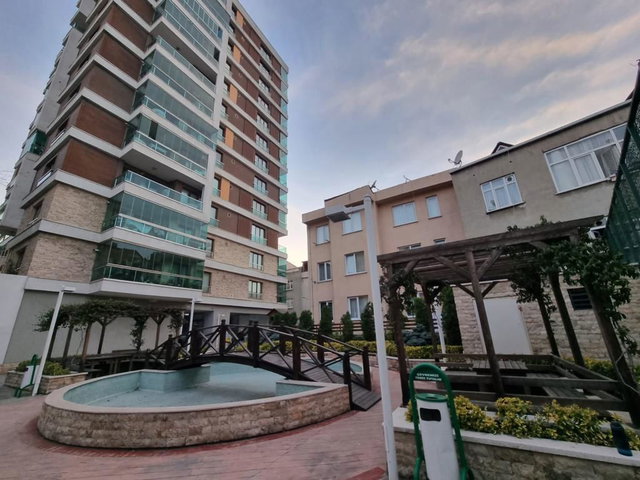 REVOIST GÜNEŞLI EVLERINDE HAVUZLU,SAUNALI,SATILK 3+1 143M2DAIRE
